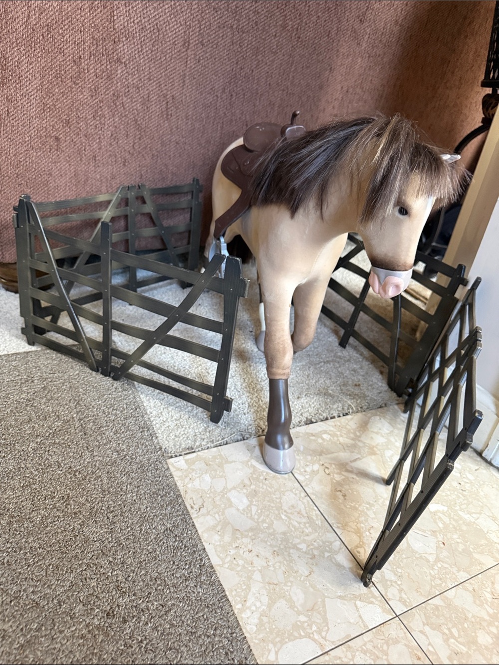 American Girl Horse with Detachable Fence Corral
